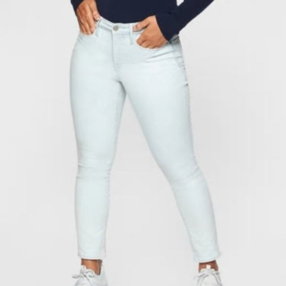 Athleta Sculptek Skinny Crop Glacier Wash Jeans 2 - Picture 4 of 4